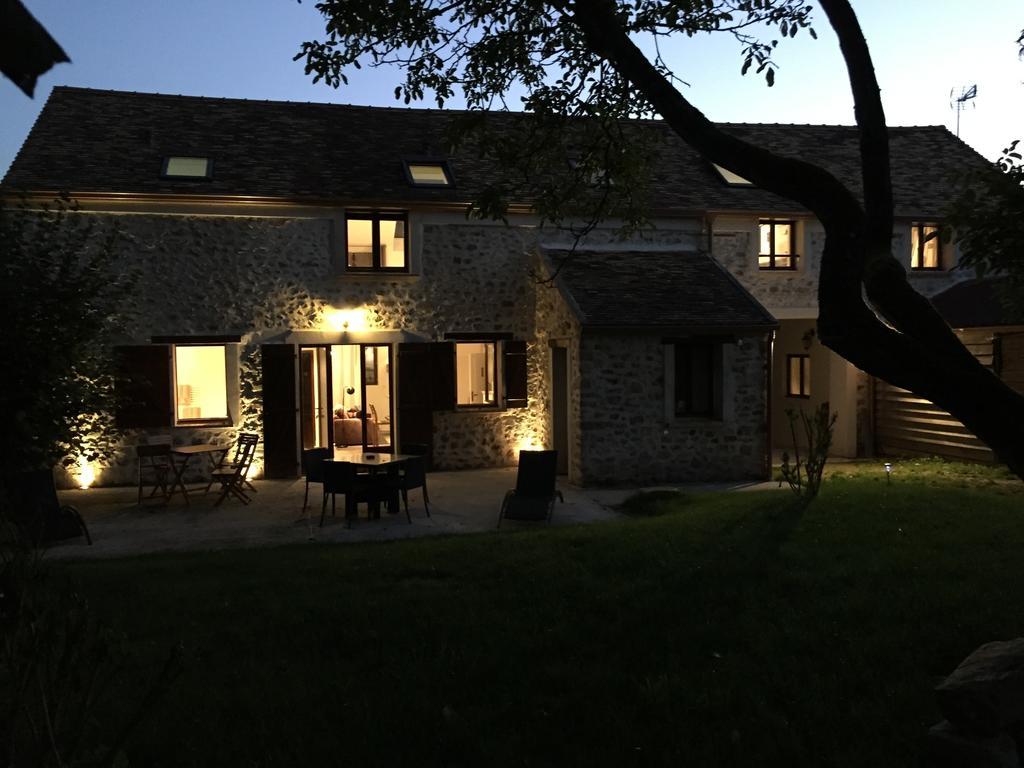 Ferienwohnung Escalebelair Fontenay-les-Briis Exterior foto